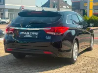 Gebraucht Hyundai i40 Premium 177 PS (130 kW) 2011 Total black Kombi