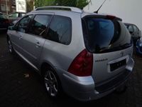 gebraucht Peugeot 307 2.0 16V Premium 135 Autmatikgetriebe,Sitzhei