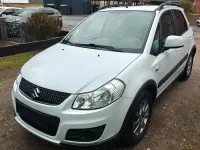 Gebraucht Suzuki SX4 130 PS (95 kW) 2012 Weiß SUV