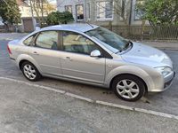 Second-hand Ford Focus 120 CP (88 kW) 2006 Argintiu Berlinǎ