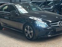 Gebraucht Mercedes C200 160 PS (117 kW) 2020 Schwarz Limousine