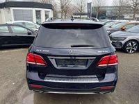 Gebraucht Mercedes GLE400 333 PS (244 kW) 2016 Cavansitblau metallic SUV