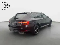 Gebraucht Skoda Superb LAURIN & KLEMENT 200 PS (147 kW) 2023 Blackmagic perleffekt Kombi