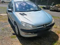 Gebraucht Peugeot 206 75 PS (55 kW) 2002 Silber Kleinwagen