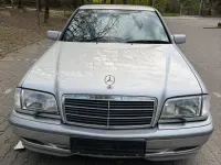Gebraucht Mercedes C200 136 PS (100 kW) 2000 Silber Limousine