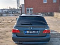 Gebraucht BMW 525 197 PS (144 kW) 2008 Grau Kombi