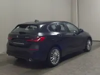 Gebraucht BMW 120 Advantage 190 PS (139 kW) 2023 Schwarz Kleinwagen