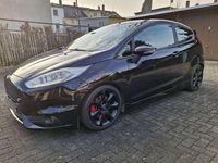 Gebraucht Ford Fiesta Sport 182 PS (133 kW) 2014 Schwarz Kleinwagen