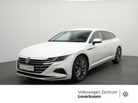 Gebraucht VW Arteon Elegance 150 PS (110 kW) 2023 Weiss / oryxweiss perlmutteffekt (metallic) Kombi