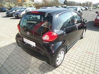Gebraucht Toyota Aygo 68 PS (50 kW) 2006 Schwarz metallic Kleinwagen