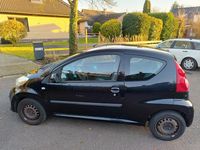 Gebraucht Peugeot 107 68 PS (50 kW) 2009 Schwarz Kleinwagen