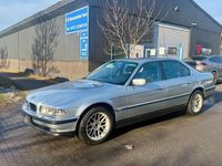 Gebraucht BMW 725 143 PS (105 kW) 1998 Silber Limousine