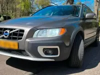 Gebraucht Volvo XC70 175 PS (128 kW) 2010 Gold Kombi