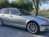 Gebraucht BMW 330 Sport Line 231 PS (169 kW) 2000 Silber Kombi