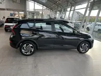 Gebraucht Hyundai Bayon Select 101 PS (74 kW) 2024 Phantom black / met SUV