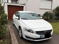 Gebraucht Volvo S60 150 PS (110 kW) 2014 Weiß Limousine