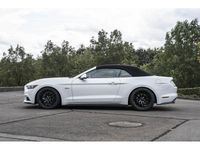 Gebraucht Ford Mustang 421 PS (309 kW) 2016 Weiß Cabrio