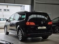 Gebraucht VW Sharan Highline 177 PS (130 kW) 2020 Deep black perleffekt Van / Kleinbus