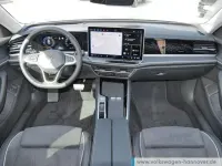 Gebraucht VW Passat Elegance 150 PS (110 kW) 2024 Othercolor Kombi
