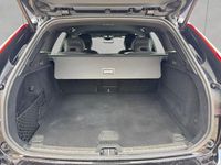 Gebraucht Volvo XC60 Plus 250 PS (183 kW) 2024 Schwarz SUV