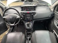 Gebraucht Lancia Ypsilon Platinum 86 PS (63 kW) 2012 Weiß Kleinwagen