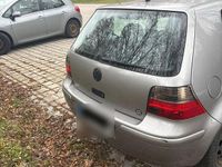 Gebraucht VW Golf IV 105 PS (77 kW) 2001 Silber Kleinwagen