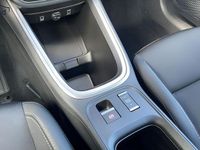 Neu Jeep Avenger 101 PS (74 kW) 2025 Rot SUV