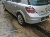 Gebraucht Opel Astra 90 PS (66 kW) 2007 Silber Kleinwagen