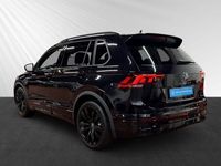 Gebraucht VW Tiguan R-line 150 PS (110 kW) 2024 Deep black perleffekt (schwarz) SUV