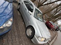 Gebraucht Mercedes C180 122 PS (89 kW) 1997 Grau Limousine