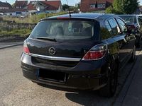 Gebraucht Opel Astra 109 PS (80 kW) 2009 Schwarz Kleinwagen