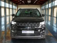 Gebraucht Jeep Compass 131 PS (96 kW) 2024 Schwarz SUV