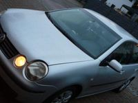 Gebraucht VW Polo Trendline 64 PS (47 kW) 2002 Silber Limousine