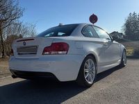 Gebraucht BMW 123 Performance 204 PS (150 kW) 2012 Weiß Kleinwagen