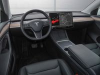 gebraucht Tesla Model Y Long Range Dual AWD // Panorama/Leder