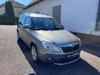 Gebraucht Skoda Roomster Scout 86 PS (63 kW) 2013 Beige Kombi