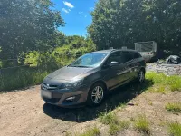 Gebraucht Opel Astra 131 PS (96 kW) 2014 Grau Kombi