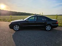 Gebraucht Mercedes E300 Avantgarde 211 PS (155 kW) 2008 Schwarz Limousine