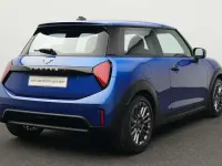 Second-hand Mini Cooper S Classic 204 CP (150 kW) 2025 Albastru Hatchback