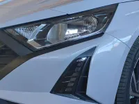 Ny Hyundai i20 Select 79 HK (58 kW) 2025 Diverse farben Hatchback