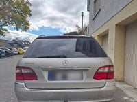 Gebraucht Mercedes E220 Avantgarde 150 PS (110 kW) 2004 Grau Limousine
