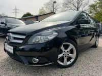 Second-hand Mercedes B200 156 CP (114 kW) 2012 Negru Monovolum