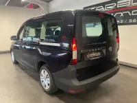 Gebraucht VW Caddy Maxi 122 PS (89 kW) 2022 Schwarz Van / Kleinbus