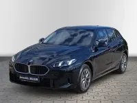 Gebraucht BMW 118 Performance 150 PS (110 kW) 2025 Black sapphire metallic Kleinwagen