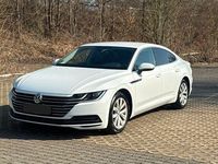 Gebraucht VW Arteon 150 PS (110 kW) 2019 Weiß Kleinwagen