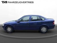 Gebraucht Opel Vectra 101 PS (74 kW) 1996 Blau Limousine