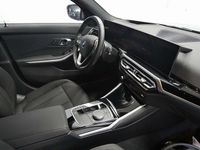 Gebraucht BMW 330e 292 PS (214 kW) 2024 Skyscraper grau metallic Kombi