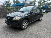 Gebraucht Mercedes ML280 190 PS (139 kW) 2008 Schwarz SUV