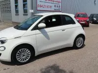 Gebraucht Fiat 500e Icon 86 kW (118 PS) 2023 Weiß Limousine