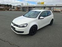 Gebraucht VW Golf VI Trendline 105 PS (77 kW) 2011 Weiß Kleinwagen